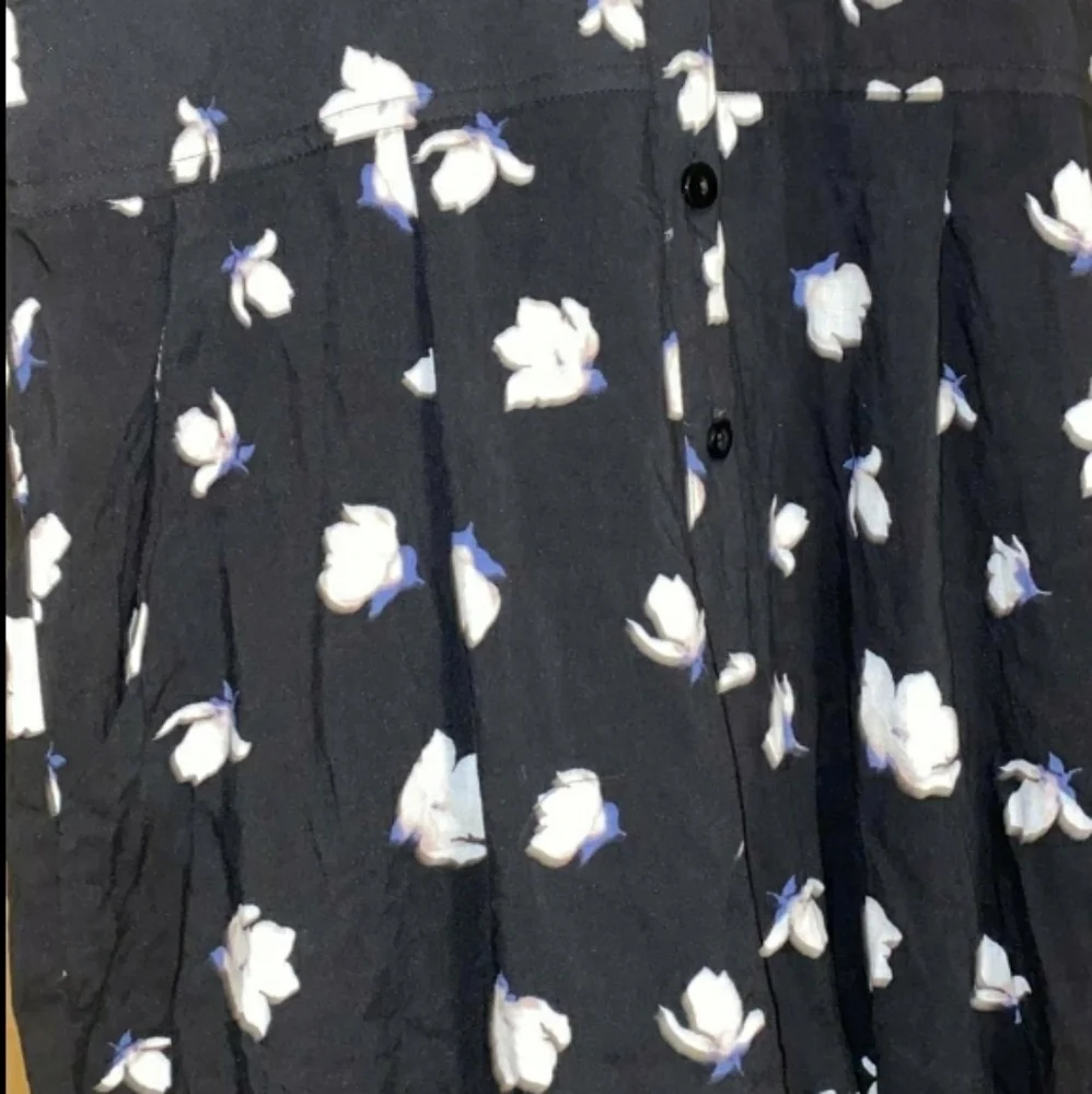 Lush Flowers Dress - Picture 11 of 15